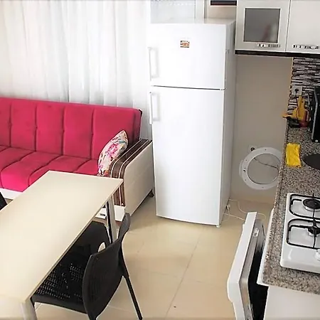 Hotel 1+1 Mobilyali Ev Antalia
